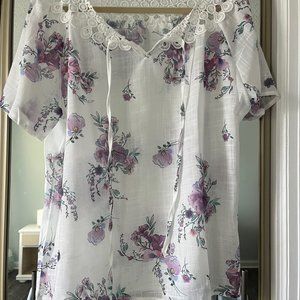 short sleeve flower top